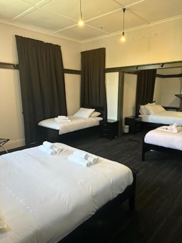 Royal Hotel Ryde Sydney Buitenkant foto