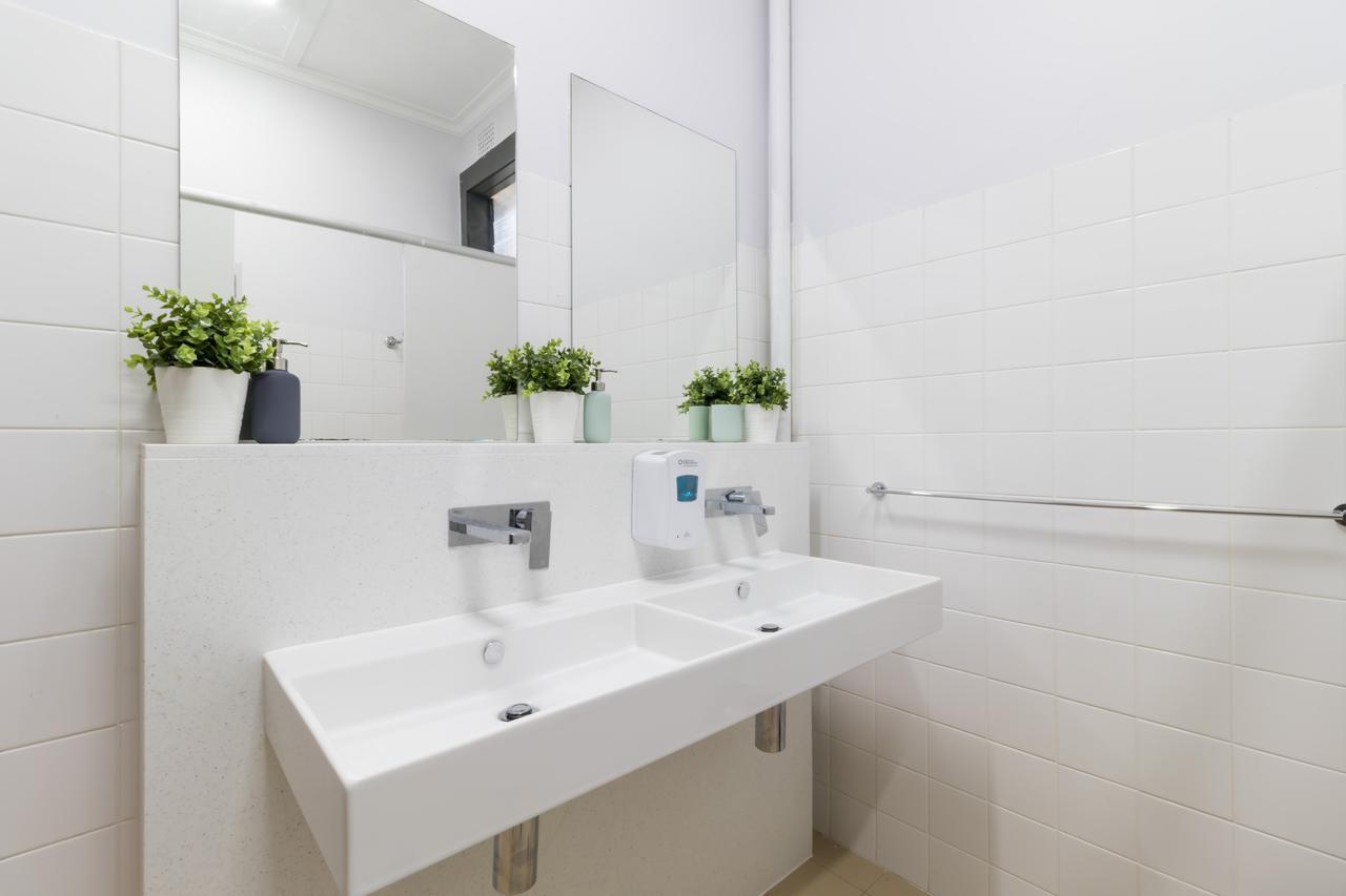 Royal Hotel Ryde Sydney Buitenkant foto