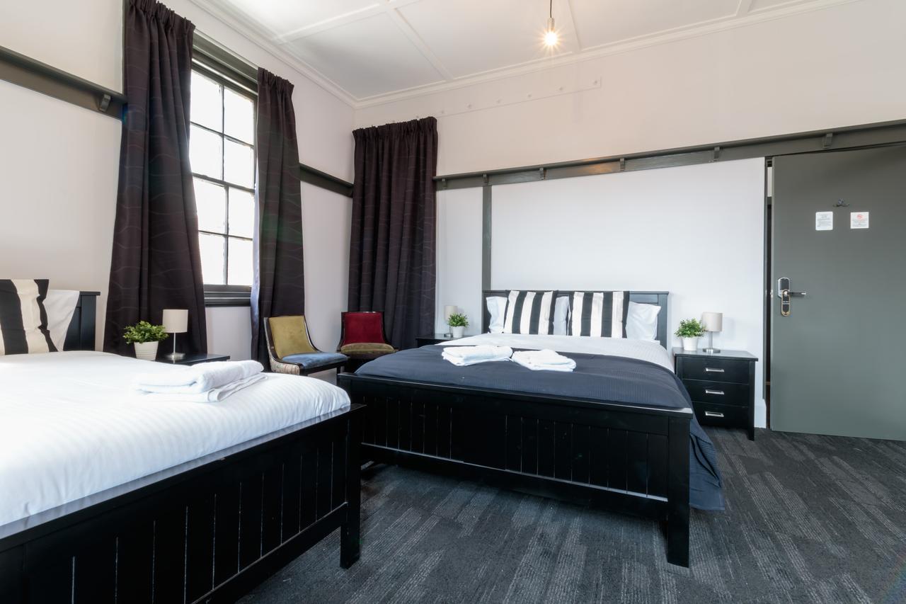 Royal Hotel Ryde Sydney Buitenkant foto